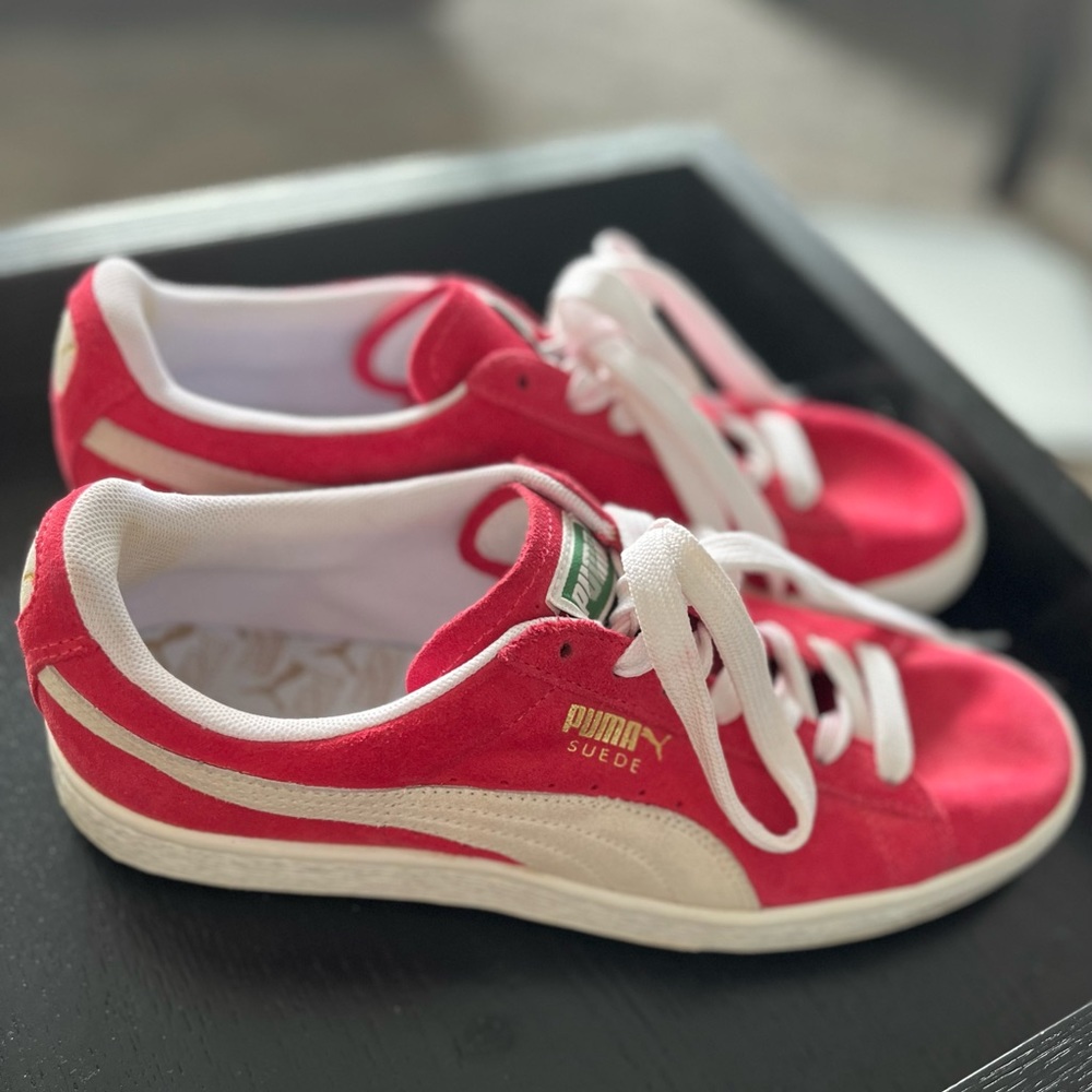 Puma red suede running shoe - Never Worn